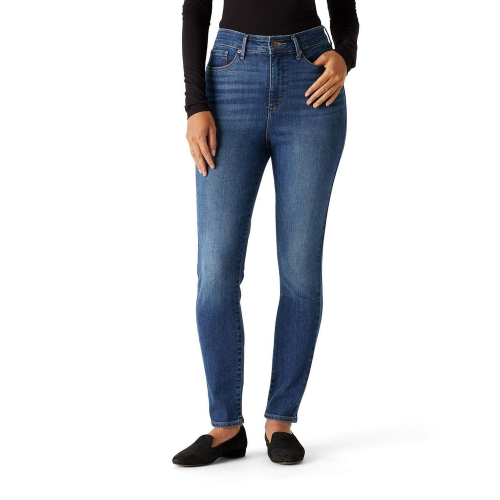 Levi's Signature High Rise Skinny  Blue Jeans, Size 4 - NWT